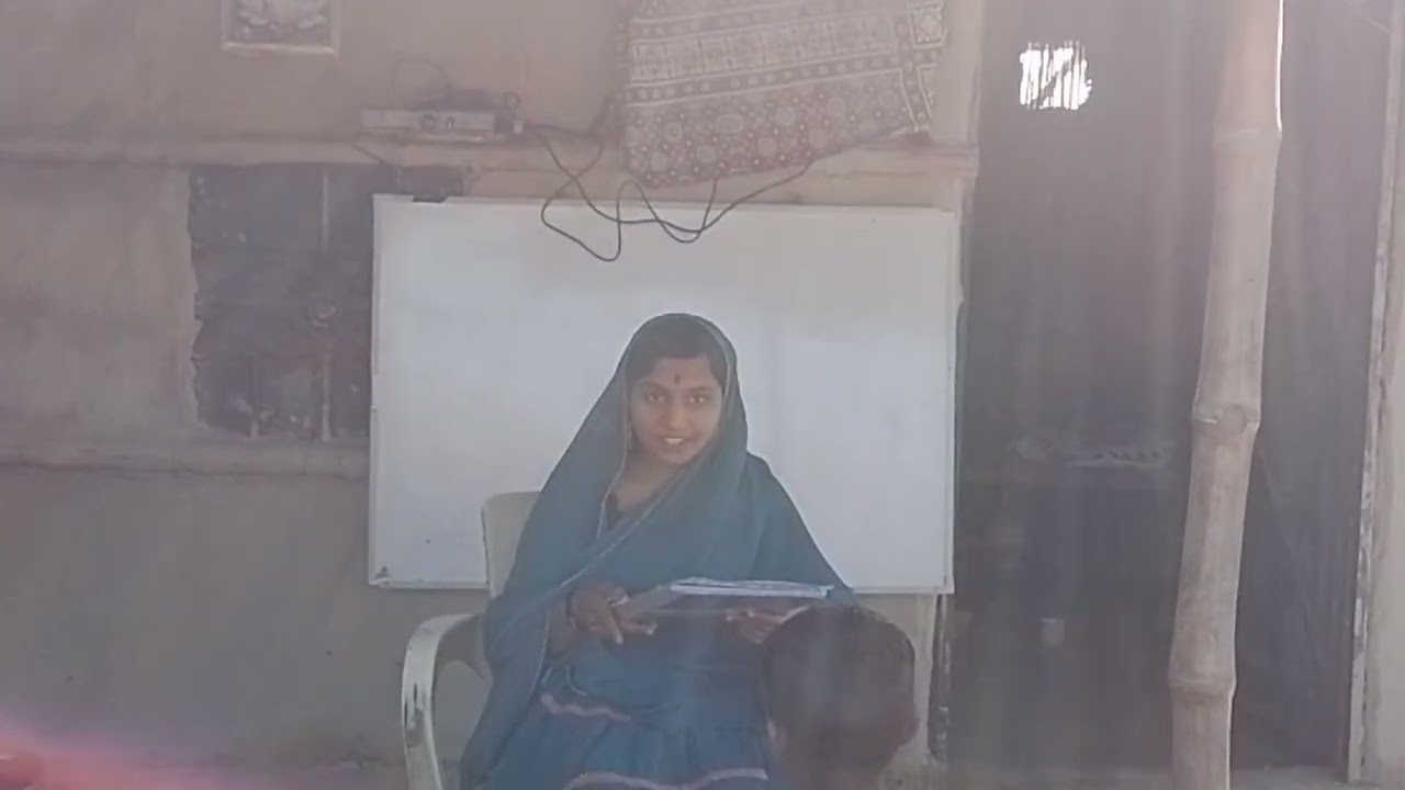 Hindu Girls Singing Aartie