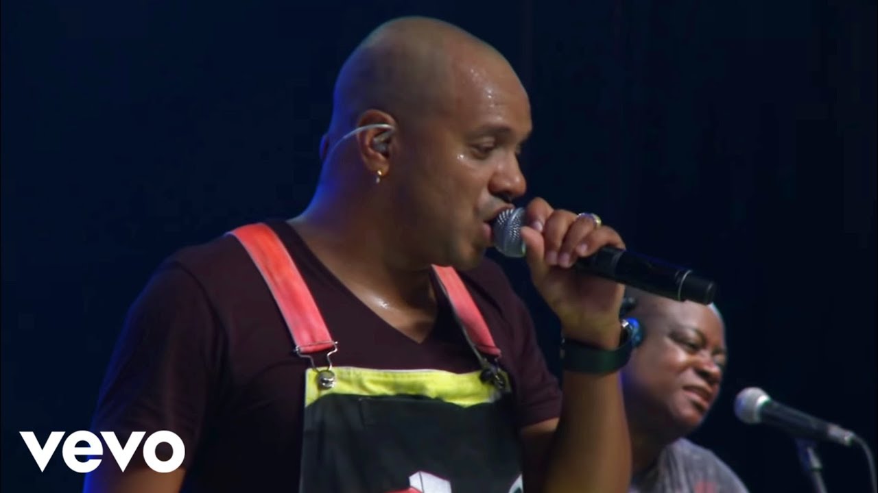 YouTube पर Molejo - Cilada (Ao Vivo) ft. Nosso Sentimento देखें YouTube पर Molejo - Cilada (Ao Vivo) ft. Nosso Sentimento देखें