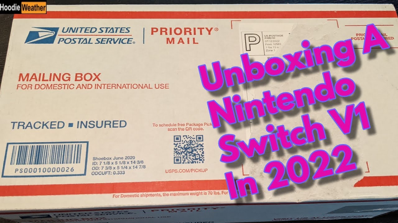 UNBOXING MY BRAND NEW NINTENDO SWITCH! V1 (2017) vs V2 (2019