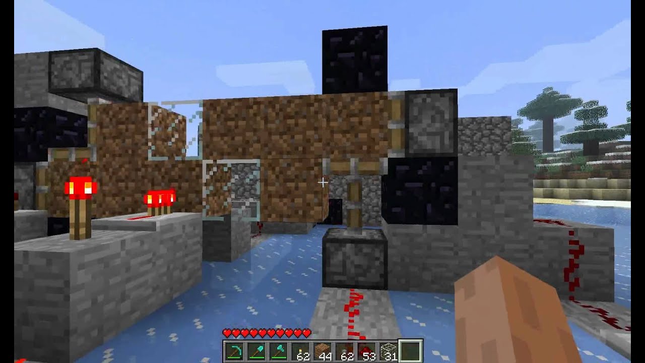 Redstone pulse counter using Pistons - YouTube