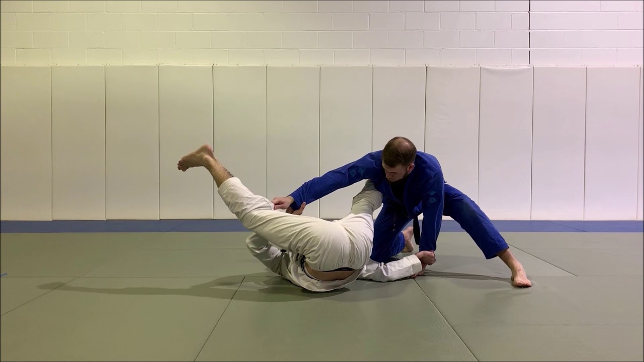 Triangle Choke from Guard Pass BJJ in Downingtown PA YouTube