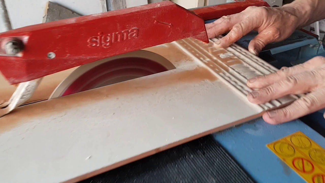 Резка крупноформатной рельефной плитки - YouTube