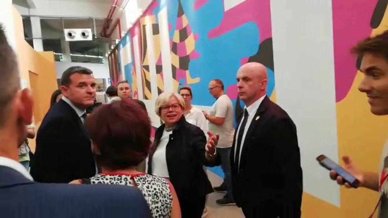 Fiera del Levante, Emiliano al ministro Centinaio (Lega): 