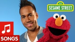 Sesame Street: Romeo Santos and Elmo sing \