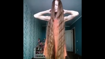 NGƯỜI PHỤ NỮ CÓ BỘ TÓC DÀI ĐẾN KINH NGẠC