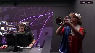 Download lagu Trumpet guy csgo gets on stage!