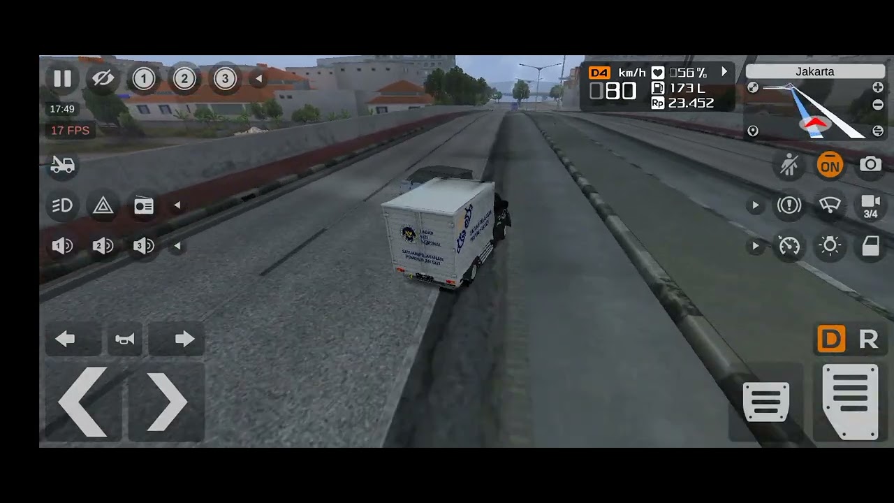 kalau suaraku kecil kalian gedein aja volumenya