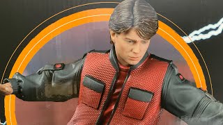 Back to the Future 2 Marty McFly on Hoverboard 1:10 Statue by Iron Studios