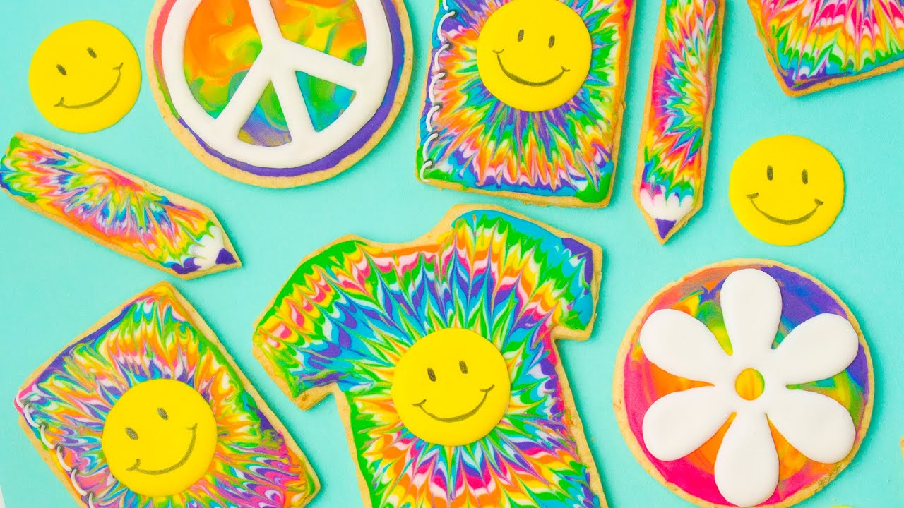 How To Decorate RAINBOW TIE DYE COOKIES | Royal Icing Cookie Decorating