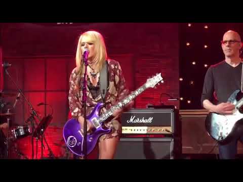 «Pride And Joy» Orianthi vs SRV
