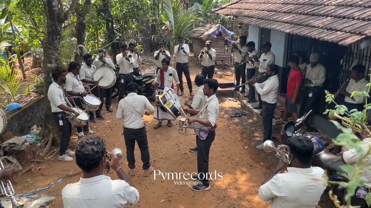 ♥🔥ചെറിയ കക്കാട്ടിരിയുടെ വലിയ ആഘോഷം🔥♥                             🥁ന്യൂ ഫ്രണ്ട്‌സ് ഇരിങ്ങവൂർ🥁