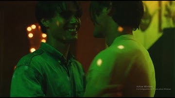 Cal and Derek dance/kiss| Euphoria season 2x3