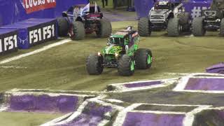 Monster Jam Head To Head Racing!