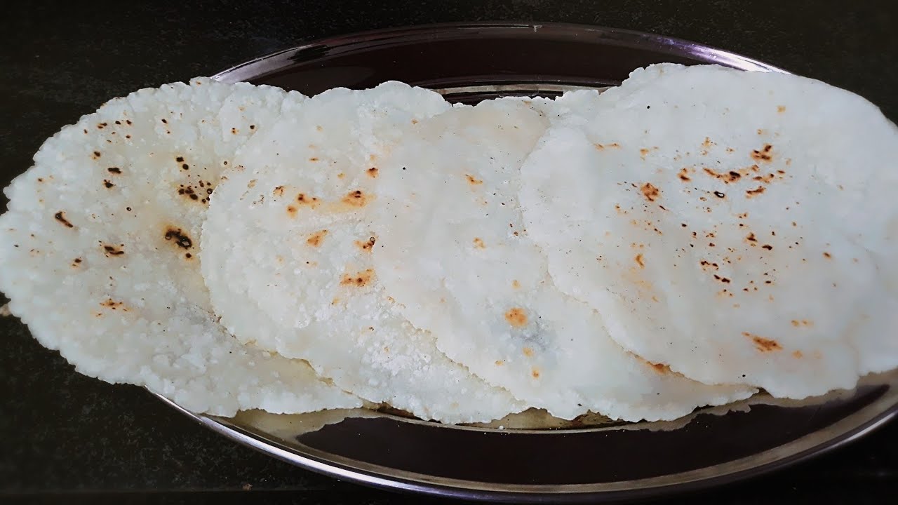 Bhakri Rice Roti Akki Roti | Chawal ki Roti Recipe | Rice Bhakri | Rice Roti | Tandlachi ...