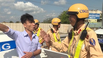 Tài xế bất ngờ bị CSGT xử lý tốc độ trên đường cao tốc Trung Lương nói do không nhìn thấy biển cấm