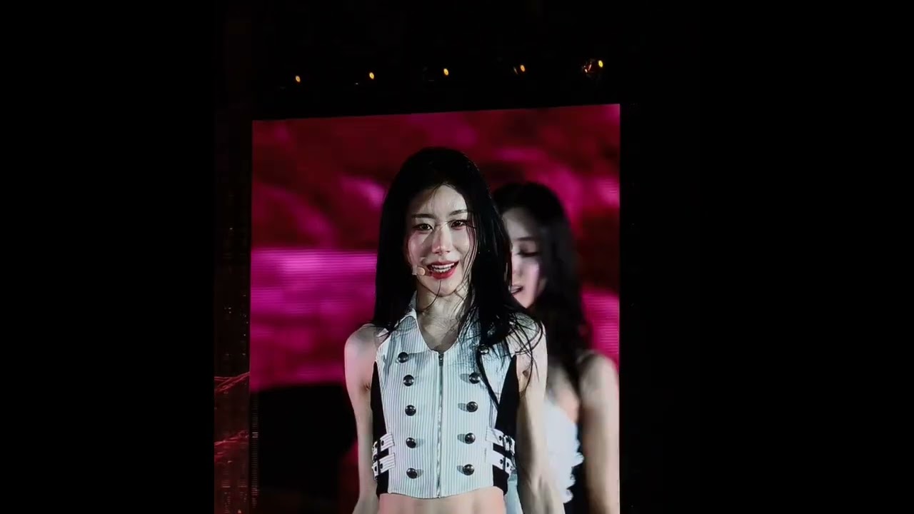 Not Shy - ITZY Concert (Live) Malaysia 