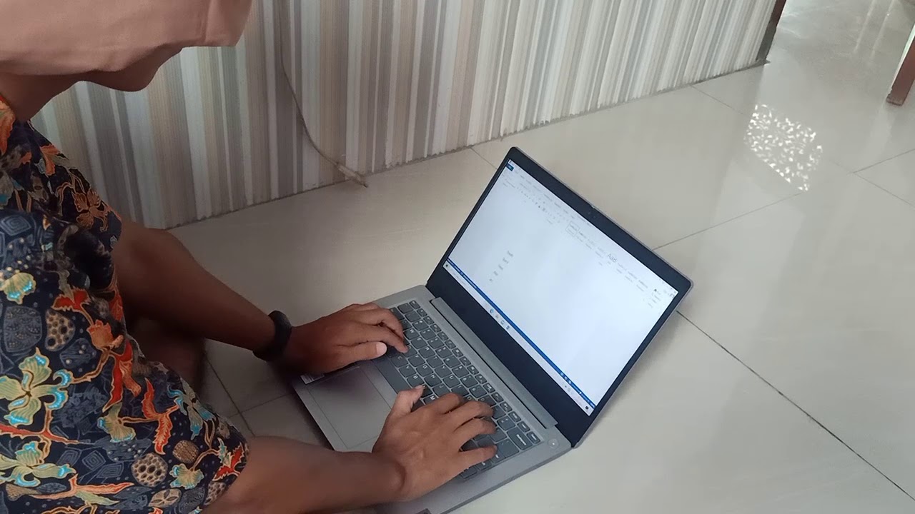 Wahyu Prihatno Reginata-2042620199-Praktek Mengetik MixTuts Home Keys & Tuts Huruf Deret Atas-932021