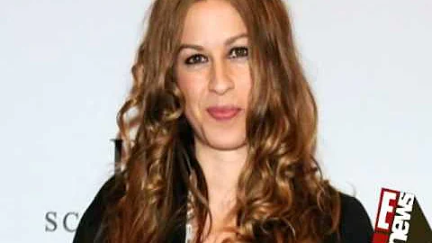 Alanis Morissette loses 20 lbs on Dr. Fuhrman's Ea...