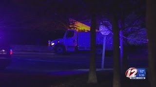 Tree down causes power outages in Bristol