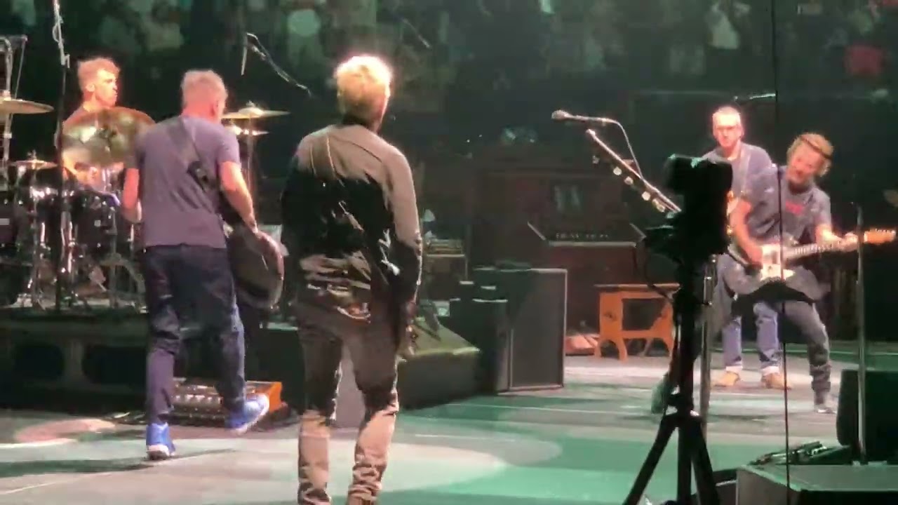 Pearl Jam - Corduroy - St. Louis, MO - 09/18/22 - Enterprise Center