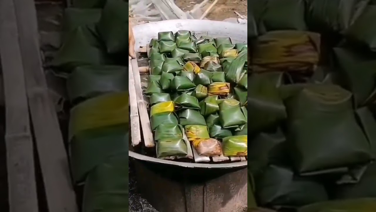 Boiling Khmer Traditional Cake | Cambodian Countryside Street Food Tour 