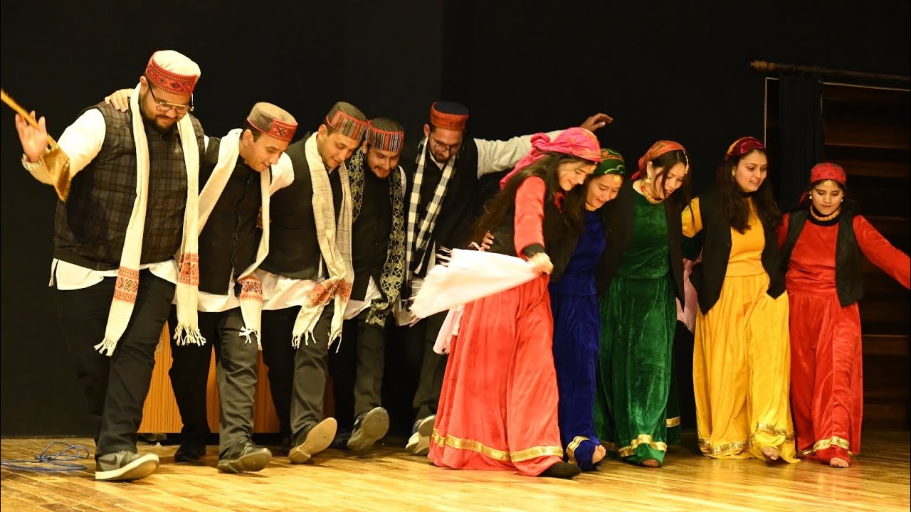 माहौल बना दिया... साँस्कृतिक नृत्य की धमाकेदार  प्रस्तुति # ATI Nainital #awas je's # jalwa#joyful