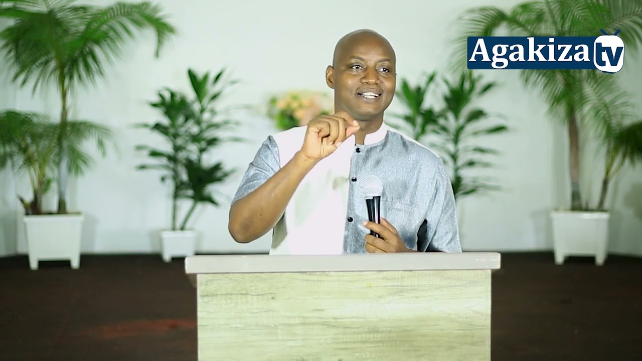 conference y'abakobwa: Ibintu byingenzi wakibandaho uhitamo uwo muzabana