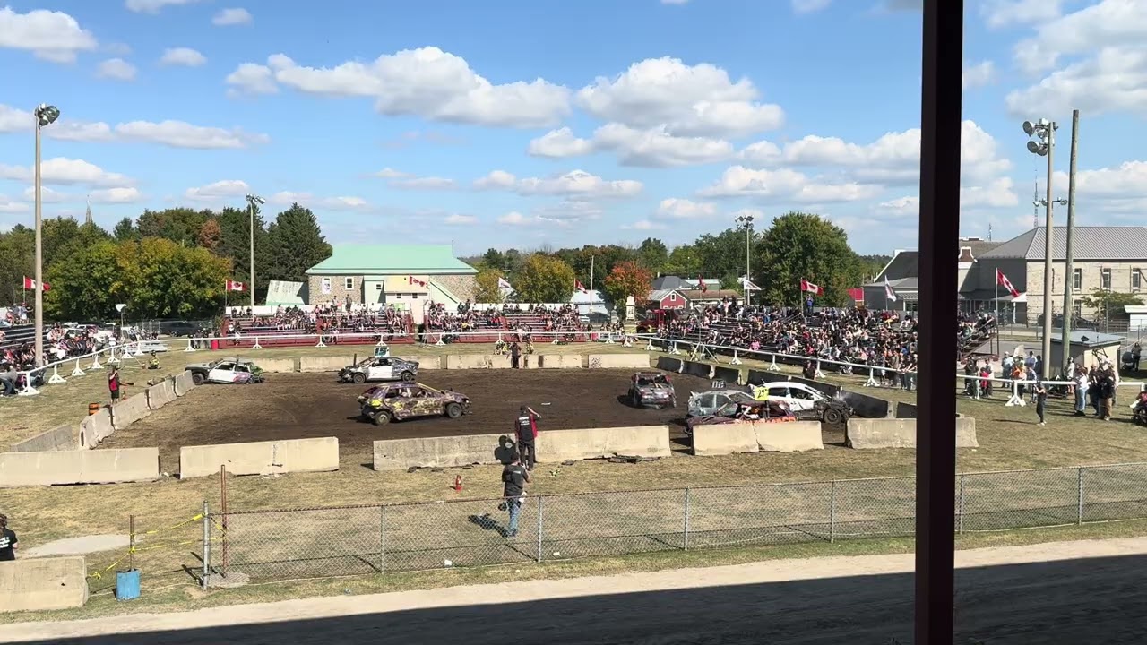 Spencerville fair demolition Derby final heat