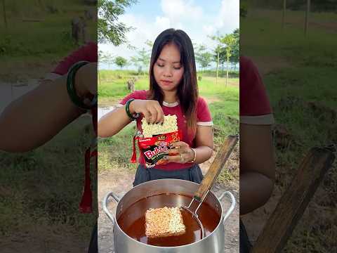 Cook dried spicy noodle with eggs recipe