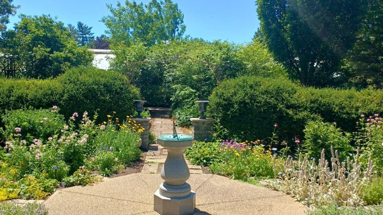 Experience Whimsical Inspiration at a Midwest Botanical Garden!