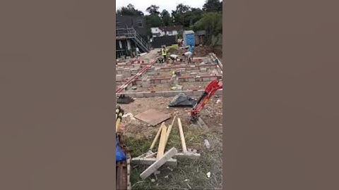 #bricklayer #bricklaying #work #building #asmr #satisfying #construction #tip #brick #brickwork