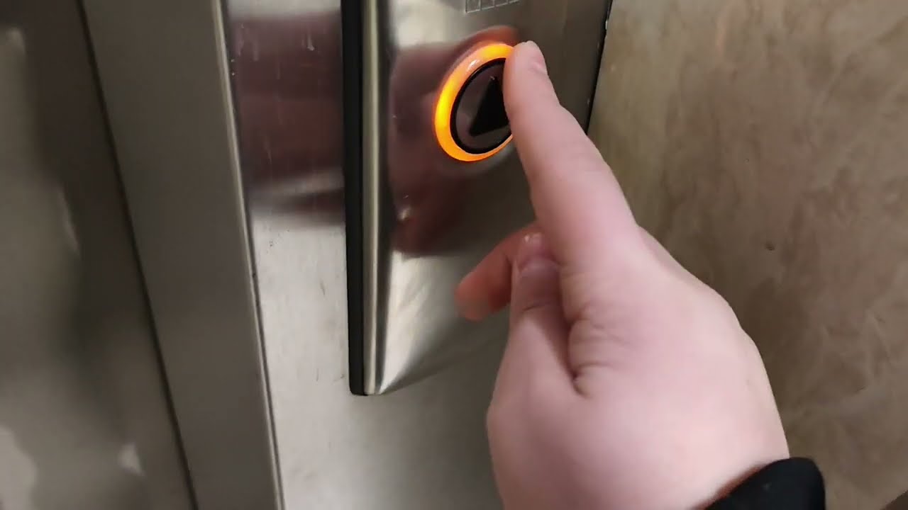 Лифт KONE EcoDisc (2013 г.в.)  Г/П 1000кг, 1,4 м/с