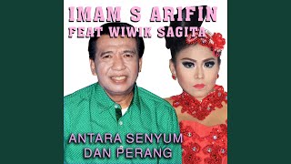 Antara Senyum Dan Perang (feat. Wiwik Sagita)