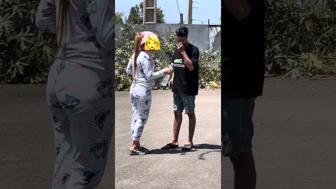 #مضحك ميمكنش حمقها قاليها وريني جامع 😂