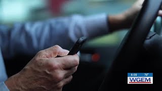 Illinois launches campaign to combat teen distracted driving
