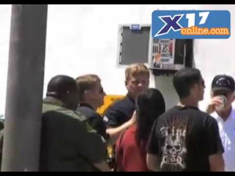 Ben McKenzie and michael cudlitz on the set of Southland