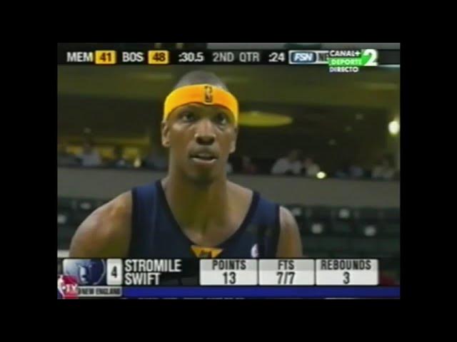 Name a more underrated dunker in history than Stromile Swift…💪🤯 @the