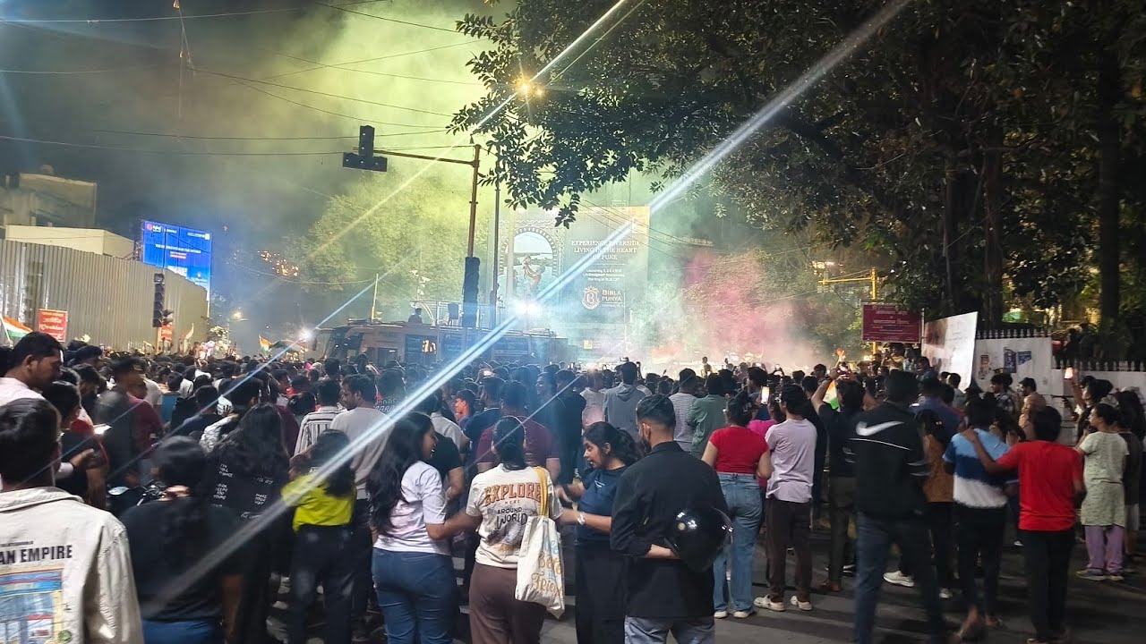 FC रोडवर टीम इंडियाचा विजयोत्सव India Wins