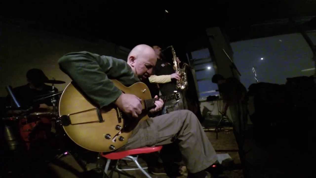 Fish in Oil - Rasprava o drami (live) magazine discount center