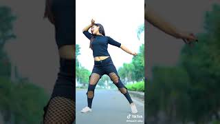 Now dance Indian girl so beautiful sexy
