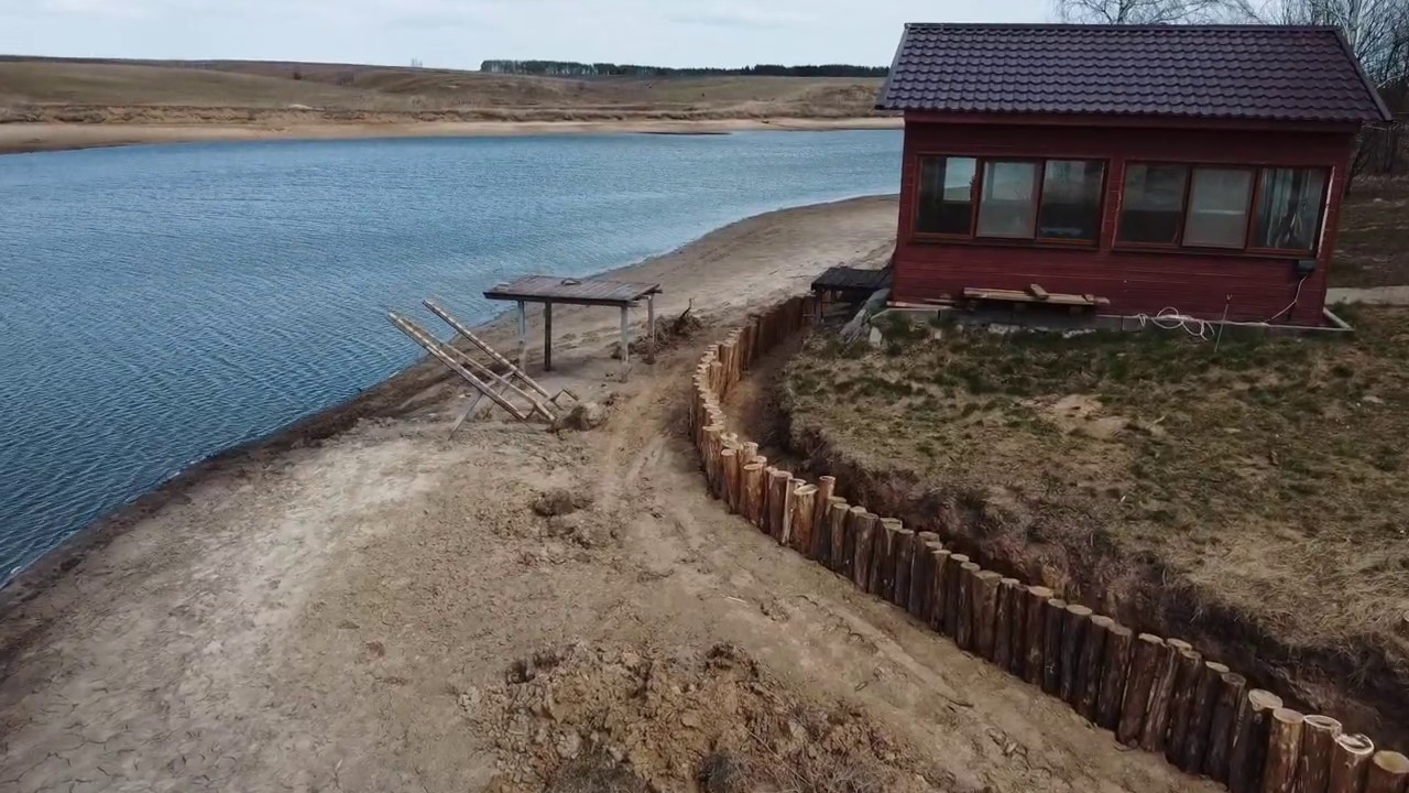 ЗАБИВКА СВАЙ. УКРЕПЛЕНИЕ БЕРЕГОВ ЛИСТВЕННИЦЕЙ - YouTube