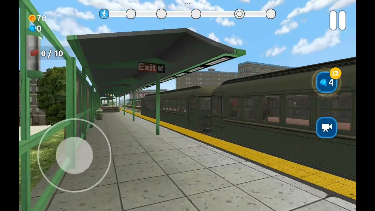 Ertuğrul Gebze Halkalı Marmaray trenine biniyor