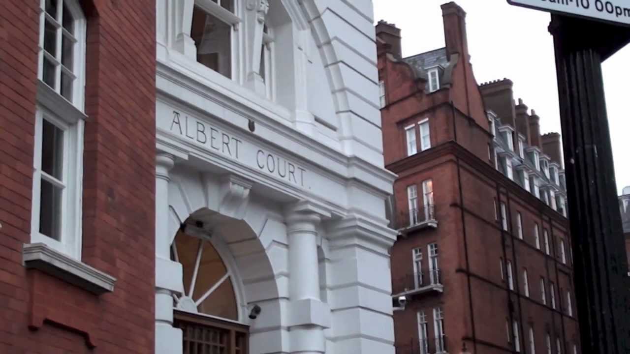 ROYAL COLLEGE OF MUSIC A LONDRA - 24.12.2012 - YouTube