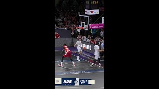 Wenyen Gabriel rocks the rim