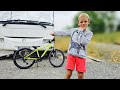 Luka s'achète son propre vélo mais arrivé à la caisse il .......