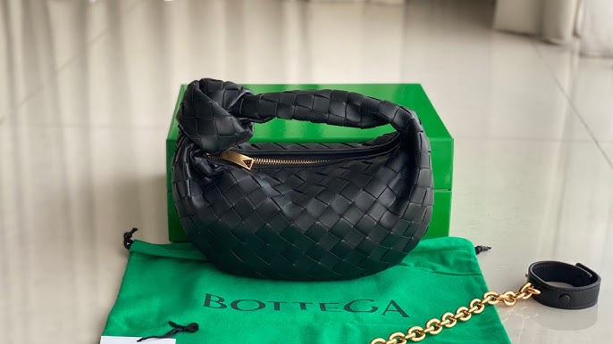 Best-Selling Chloé Nile Minaudière Bag – Inside The Closet