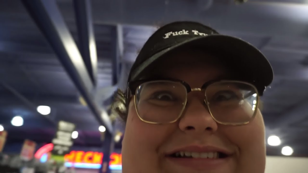 I'M A VLOGGER AGAIN!?