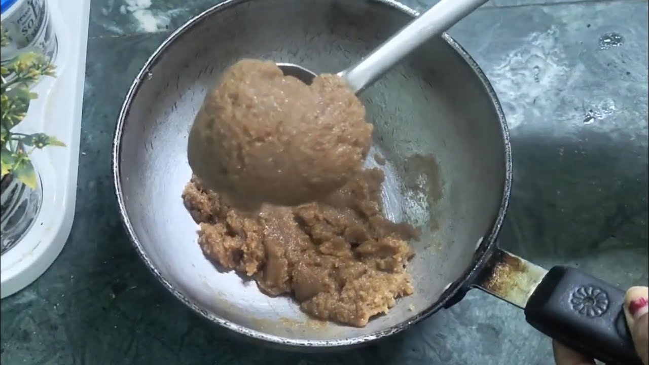 सूजी और आटे से बनाए स्वादिष्ट हलवा रेसिपी