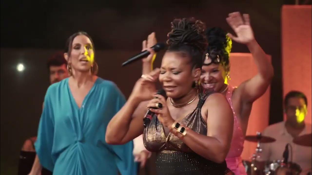 Faraó - Margareth Menezes feat. Larissa Luz, Majur, Daniela Mercury, Ivete Sangalo Faraó - Margareth Menezes feat. Larissa Luz, Majur, Daniela Mercury, Ivete Sangalo