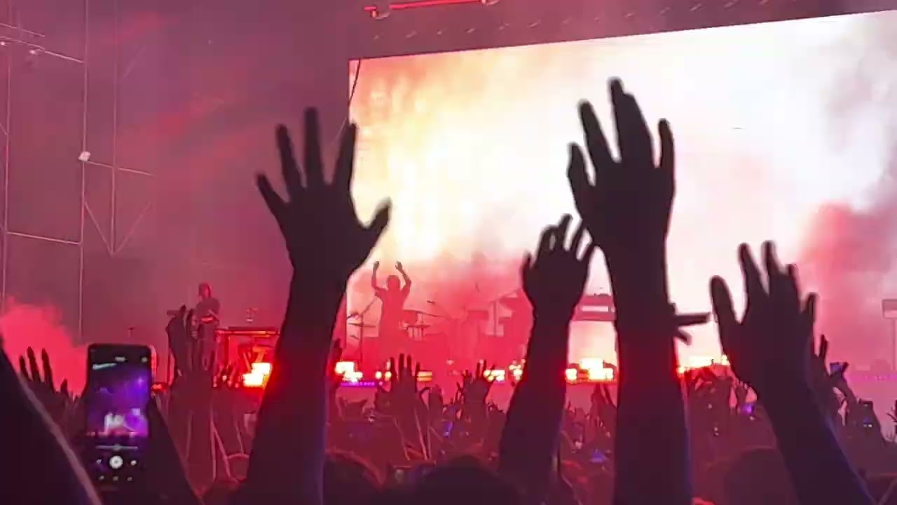 Tame Impala - Let it happen | Lollapalooza Chile 2023